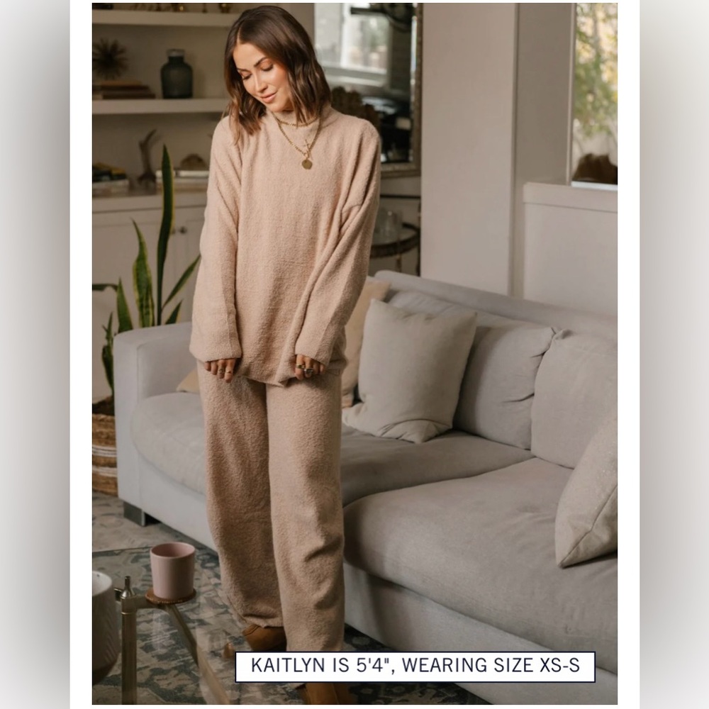 Smash + Tess and Kaitlyn Bristowe Soft Love set in Light Brown NWOT